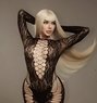 VIP model Mona - Transsexual escort in Abu Dhabi Photo 14 of 16