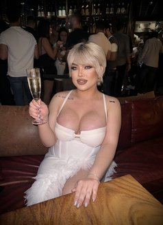 QUEEN - Acompañantes transexual in Riyadh Photo 2 of 11