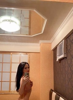 call me.! Vic - Transsexual escort in Hong Kong Photo 3 of 4