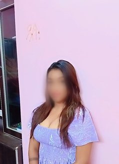 Call Miss Diya to Book Independent Girl - escort in Bangalore Photo 3 of 4