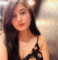 Call Now Saina Kapur Escort - puta in Thane Photo 1 of 3