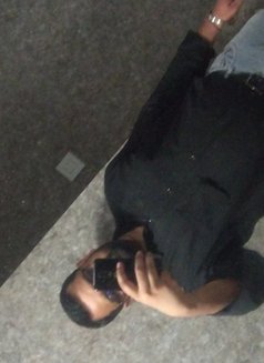 Callboy - Male escort in New Delhi Photo 1 of 4