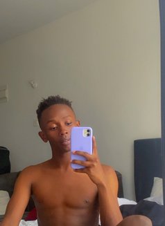 Calvin - Acompañantes masculino in Nairobi Photo 7 of 7