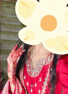 Cam and meet - escort in Pune Photo 2 of 3