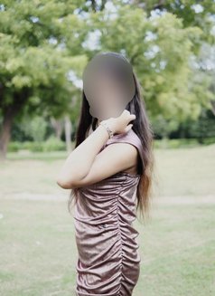 Video call service available only - escort in Kolkata Photo 1 of 2