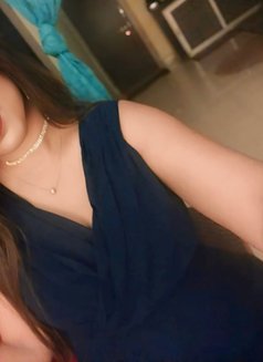 Cam and Meet With Dick - Transsexual dominatrix in Bangalore Photo 1 of 9