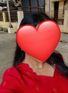 cam and Meets (independent) - escort in Chennai Photo 5 of 7