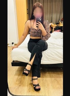 Cam and real meet available - escort in Hyderabad Photo 4 of 5