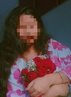 🦋 Cam and Real Meet🦋 - puta in Kolkata Photo 2 of 2