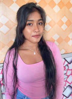 Cam and Real Meet - escort in Chennai Photo 1 of 2