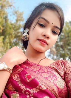 Cam and Real Meet - escort in Riyadh Photo 1 of 1