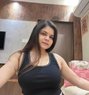 Cam and Real Meet - puta in Hyderabad Photo 3 of 4