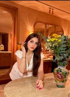 Cam and Real Meet Service - escort in Kathmandu Photo 1 of 5