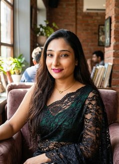 ❣️Cam and Real Meet Trisha❣️ - puta in Pune Photo 3 of 6