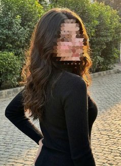 (Cam) and Reel(meet) independent - escort in Chennai Photo 5 of 8