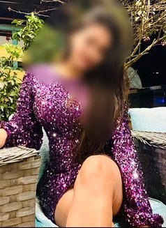Cam and Reel Met(confirmation available) - escort in Mumbai Photo 2 of 3