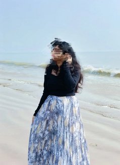 Cam and sex chat Fun - puta in Hyderabad Photo 3 of 3