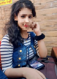 Cam and sex chat Fun - puta in Kochi Photo 2 of 4