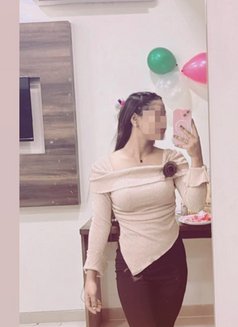 HOTEL OUTCALL SERVICE AVAILABLE - escort in Chennai Photo 3 of 4