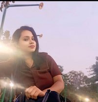 Cam Available Right Now - puta in Indore