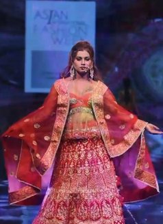 Cam chat with Model Shreya (face confirm - escort in Mumbai Photo 7 of 12