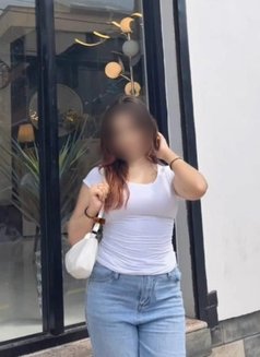 Cam & Discreet Meet - puta in Mumbai Photo 1 of 6