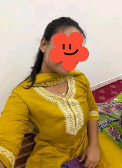 Cam Fun & Meet Available - puta in Chennai Photo 2 of 2