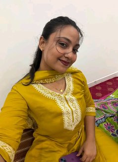 Cam Fun & Meet Available - escort in Chennai Photo 5 of 5