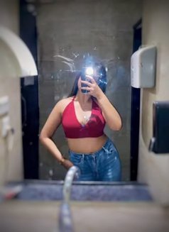 cam fun & meet🥂 - puta in Kolkata Photo 2 of 2