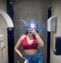 cam fun & meet🥂 - escort in Kolkata
