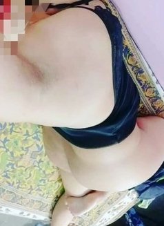 Only cam show - escort in Kolkata Photo 4 of 4