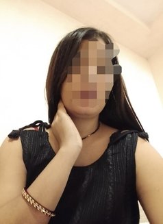 Real meet cam show (24@7) - escort in Mumbai Photo 4 of 8