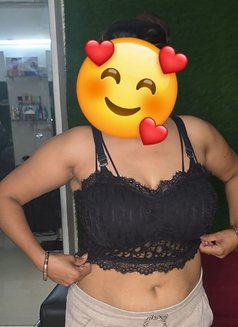 Cam🥀Meet🥀Anal queen - puta in Noida Photo 16 of 18