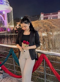 Cam & Meet & Gfe - escort in Mumbai Photo 2 of 3