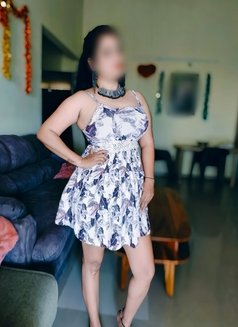 Cam & Meet - escort in Bangalore Photo 2 of 3