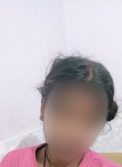 Cam meet up avl - escort in Hyderabad Photo 2 of 2