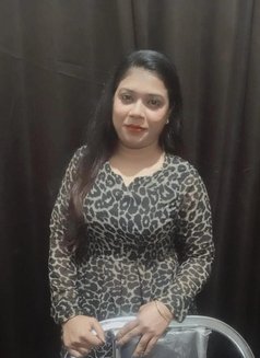 Cam or Meet - puta in Chennai Photo 1 of 5