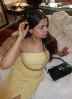 Your Ultimate GFE Companion - puta in Hyderabad Photo 2 of 4