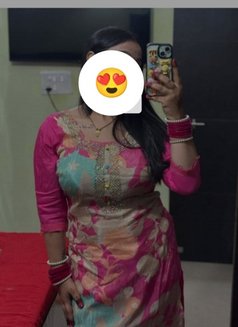 Cam Queen Anal/big Boobs Housewife - escort in New Delhi Photo 2 of 6