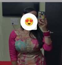 Cam Queen Anal/big Boobs Housewife - escort in New Delhi Photo 2 of 6
