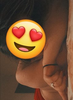 MUSLIM CAM QUEEN REAL MEET - escort in New Delhi Photo 9 of 9