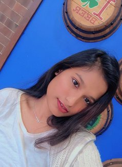꧁༒🥀꧁ Cam Queen 🧿 & Meet Gfe ༒꧂ 🥂Both I - puta in Hyderabad Photo 1 of 3