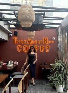꧁༒🥀꧁ Cam Queen 🧿 & Meet Gfe ༒꧂ 🥂, Esc - escort in Chennai Photo 1 of 12