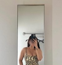 ꧁CAM & REAL Available - escort in Mumbai Photo 1 of 5