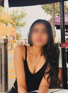 CAM & REAL MEET - escort in Bangalore Photo 4 of 4