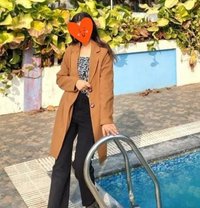 Cam & Real Meet Genuine - puta in Hyderabad