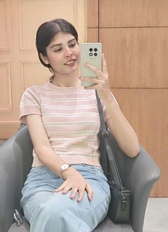 Cam & Real Meet Genuine - puta in Pune Photo 5 of 5