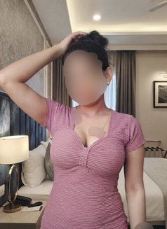 🦋Cam & Real meet🥂 ( independent),, esc - puta in Pune Photo 8 of 13
