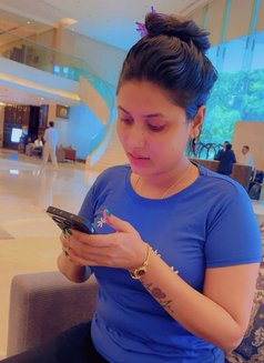 Cam& Real meet,Nisha Independent Girl - puta in Mumbai Photo 3 of 4