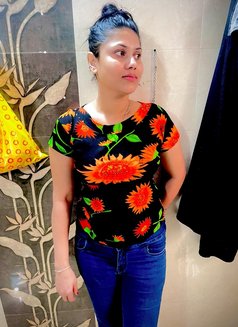 Cam& Real meet,Nisha Independent Girl - escort in Mumbai Photo 4 of 4